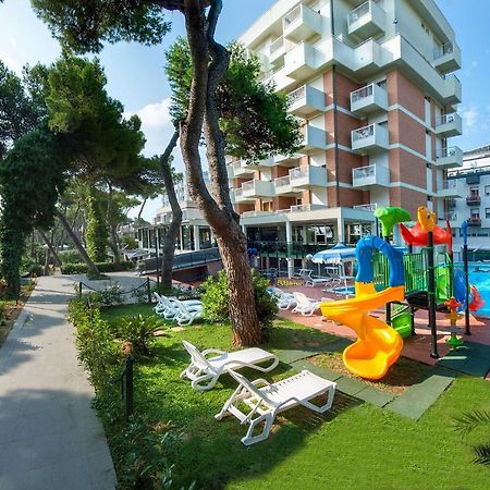 Hotel Atlantic ジュリアノーヴァ エクステリア 写真